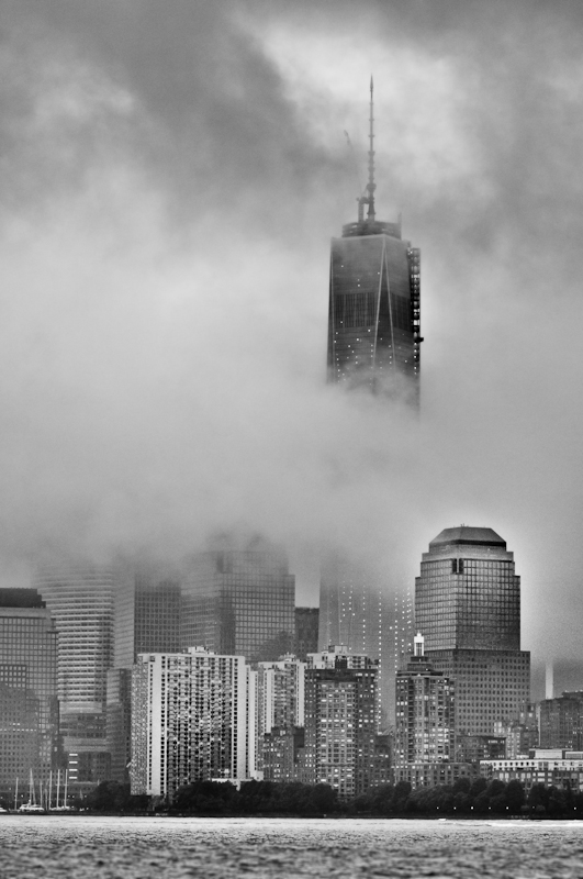 Yuri Evangelista - Street Photography - Foggy tower